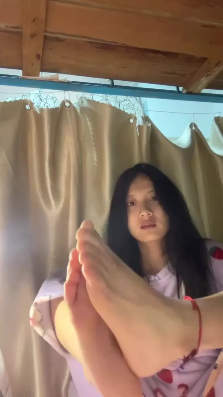 脚模面试脸足同框套路系列-160 [20P/2V/21M]-萌图网