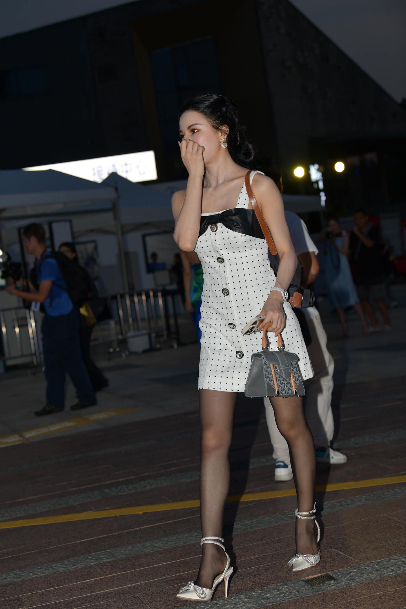 精选街拍作品 NO.5064 简约黑白搭配[116P/283MB]插图1