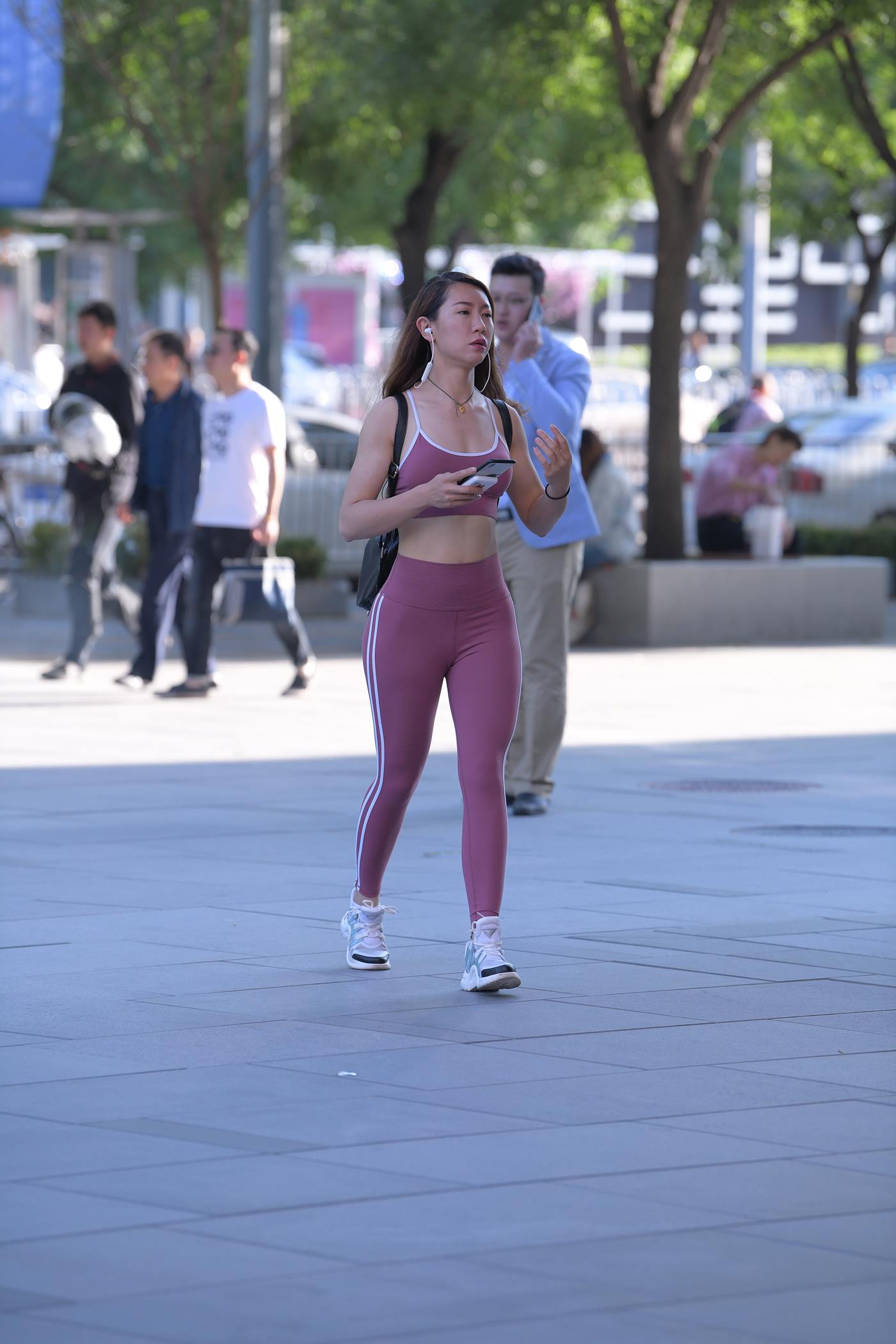 精选街拍作品 NO.5095 紫色瑜伽套装[65P/136MB]插图4