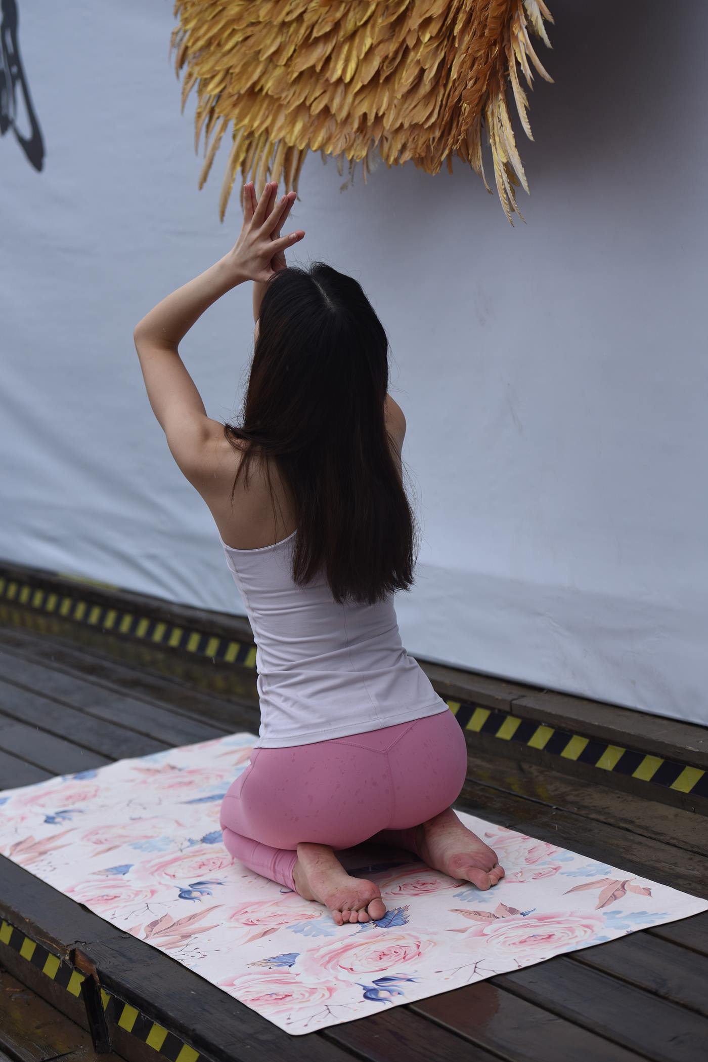 精选街拍作品 NO.5094 紫色瑜伽裤[49P/73MB]插图3