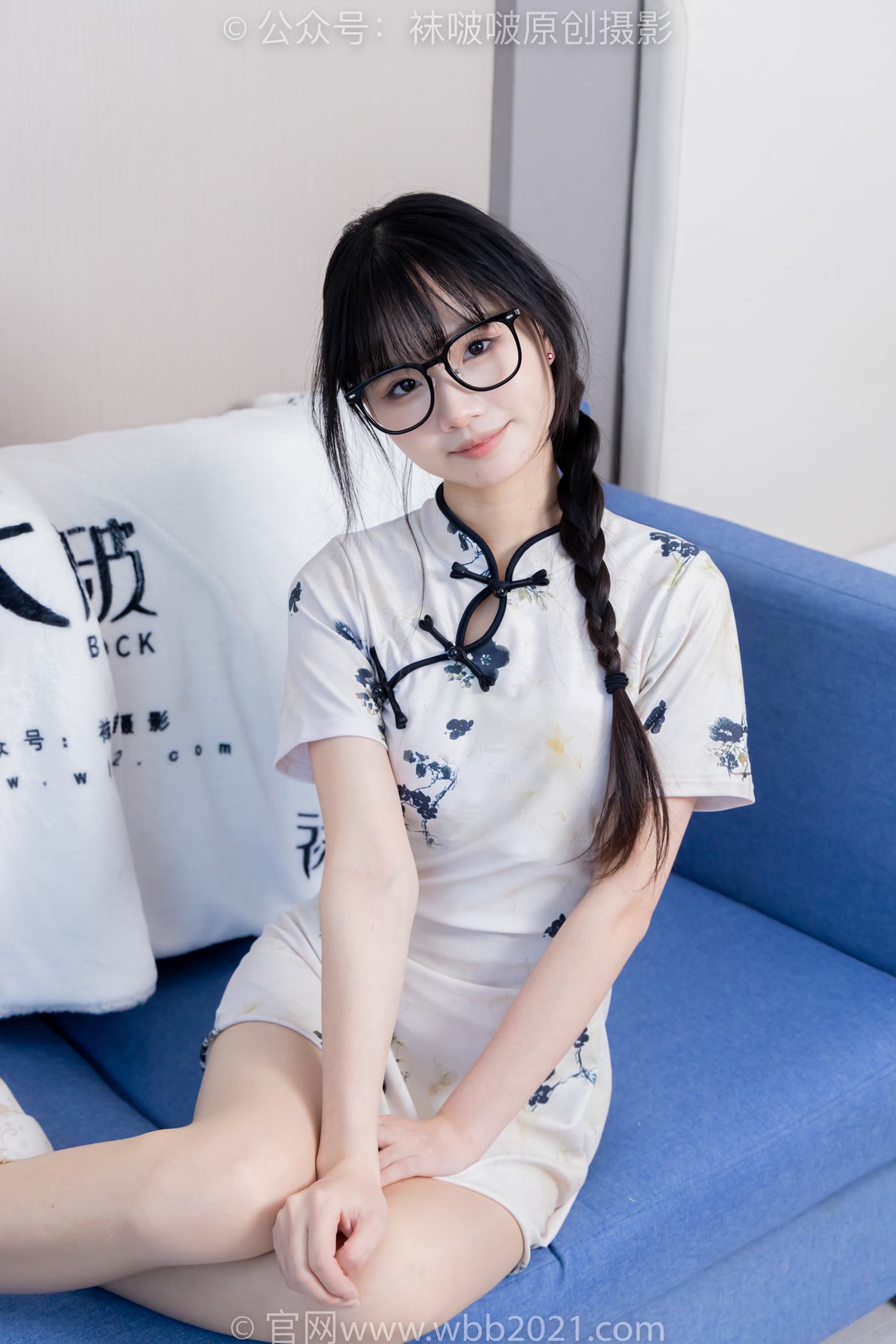 [BoBoSocks袜啵啵]NO.505 甜甜圈-低跟鞋、油亮肉丝、旗袍[195P/1V/6.69GB]插图3