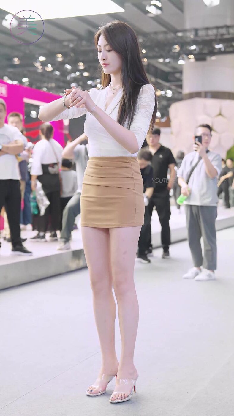 NO.0736 2023 广州车展 Racing Model 车模抖音网红随拍52[1V/408MB]插图1