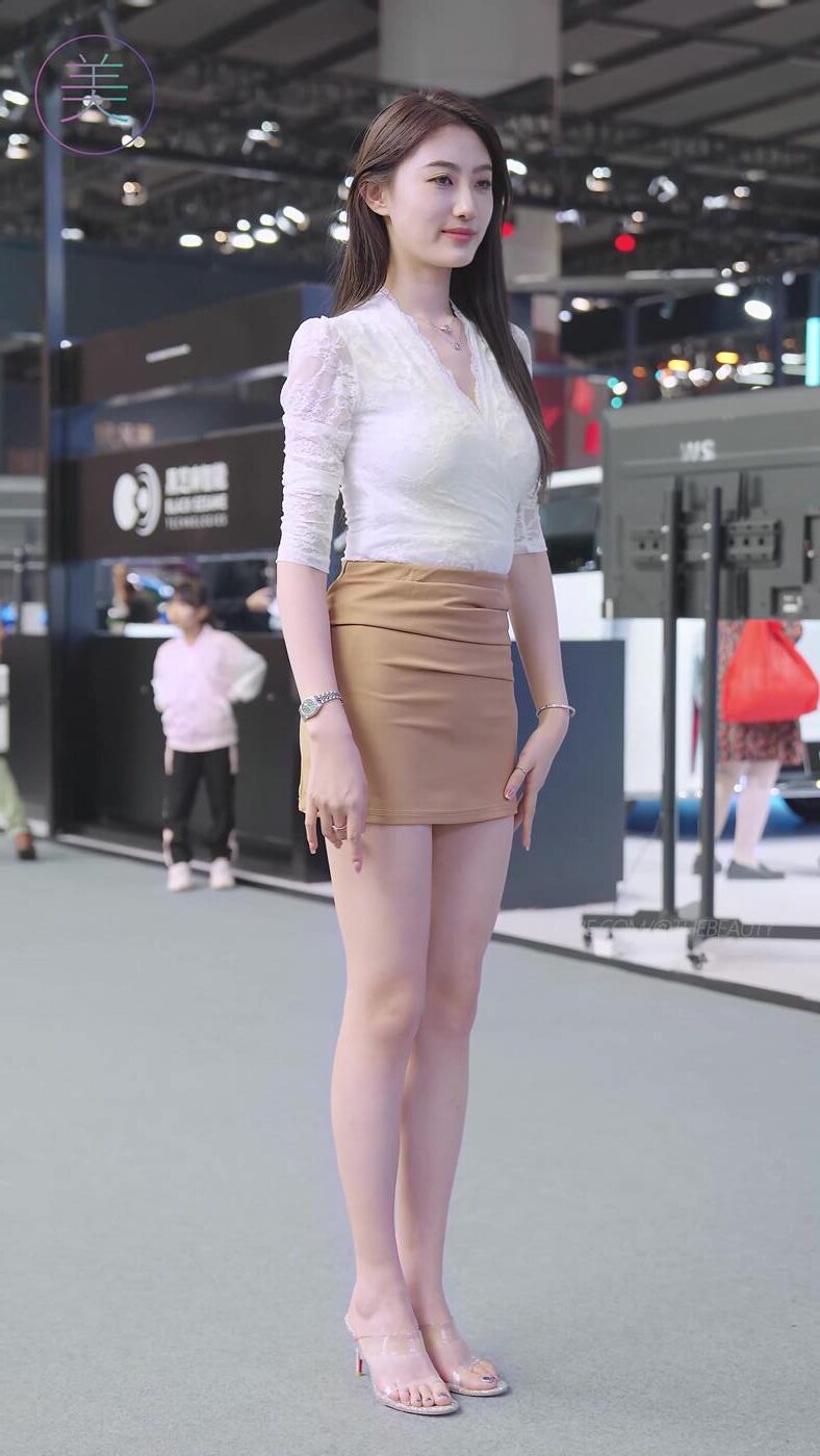 NO.0736 2023 广州车展 Racing Model 车模抖音网红随拍52[1V/408MB]插图3