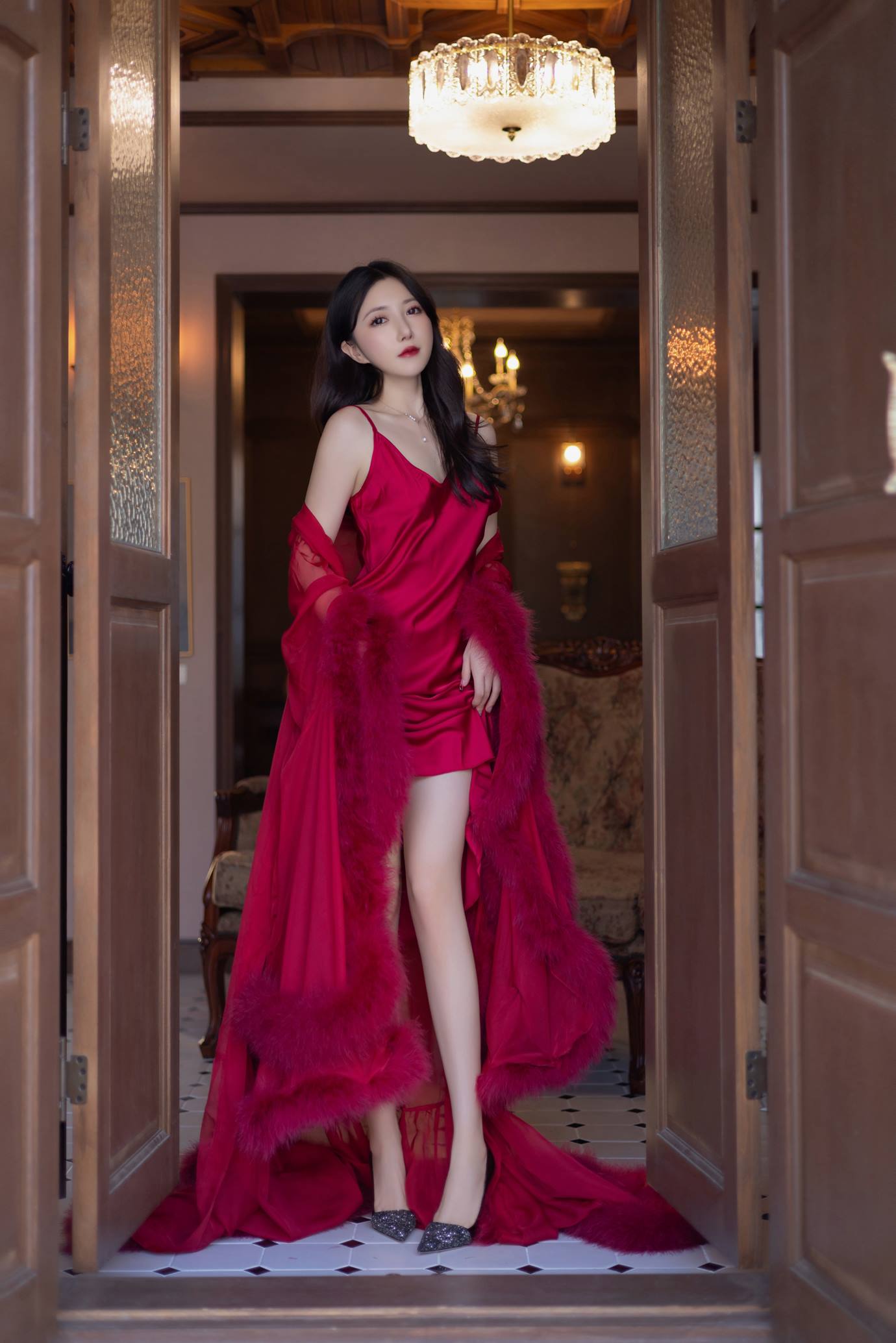 秀人名模鱼子酱Fish《似火柔情》写真[120P/732MB]插图2