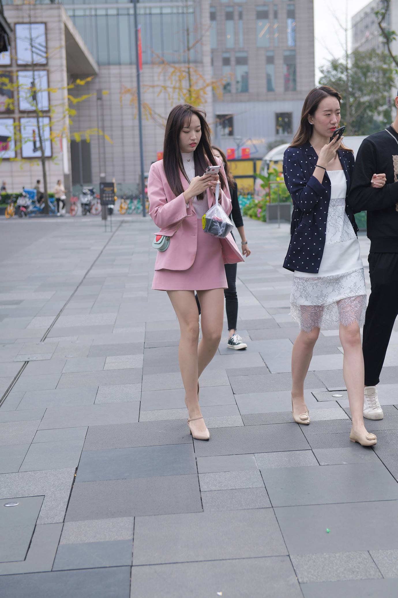 精选街拍作品 NO.5250 甜美粉色系[53P/123MB]插图1