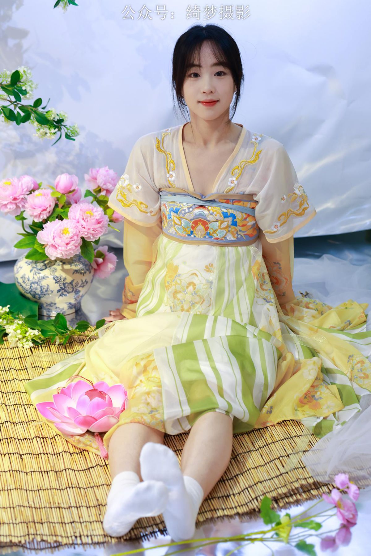 绮梦摄影 2024.08.26 NO.007 Aubrey 精选版[168P/1V/7.52GB]插图3