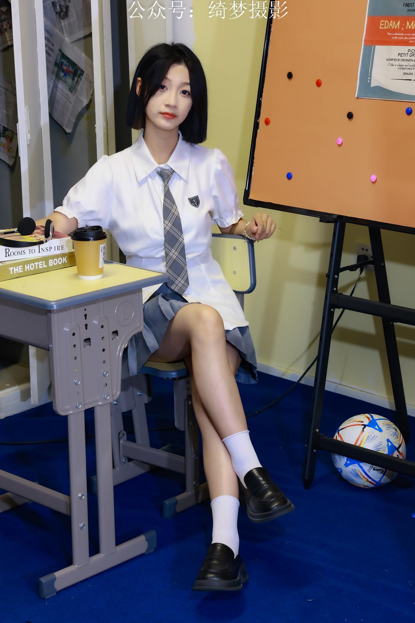 绮梦摄影 2024.08.29 NO.010 Light 珍藏无修无水印版[632P/1V/12.6GB]插图3