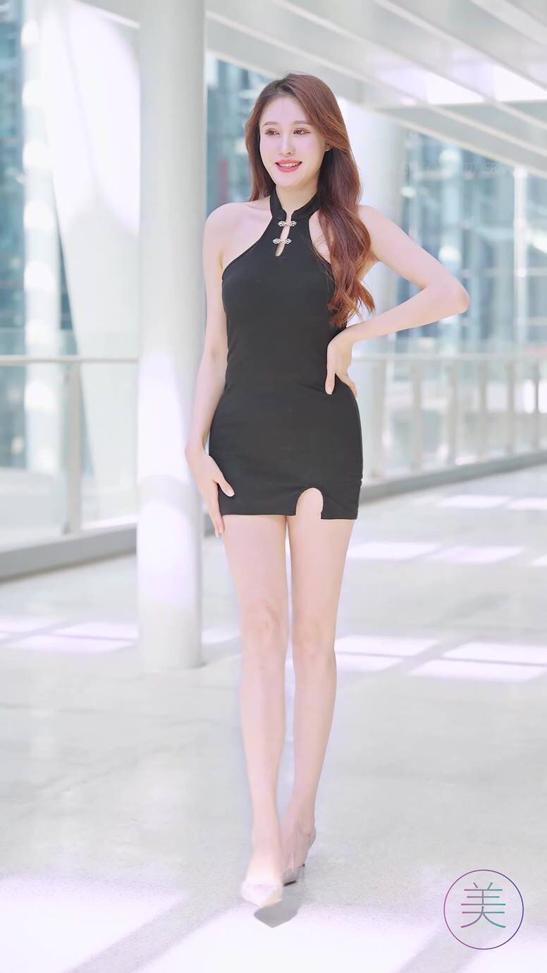 NO.0904 2023 广州车展 Racing Model 车模抖音网红随拍104[1V/359MB]插图2