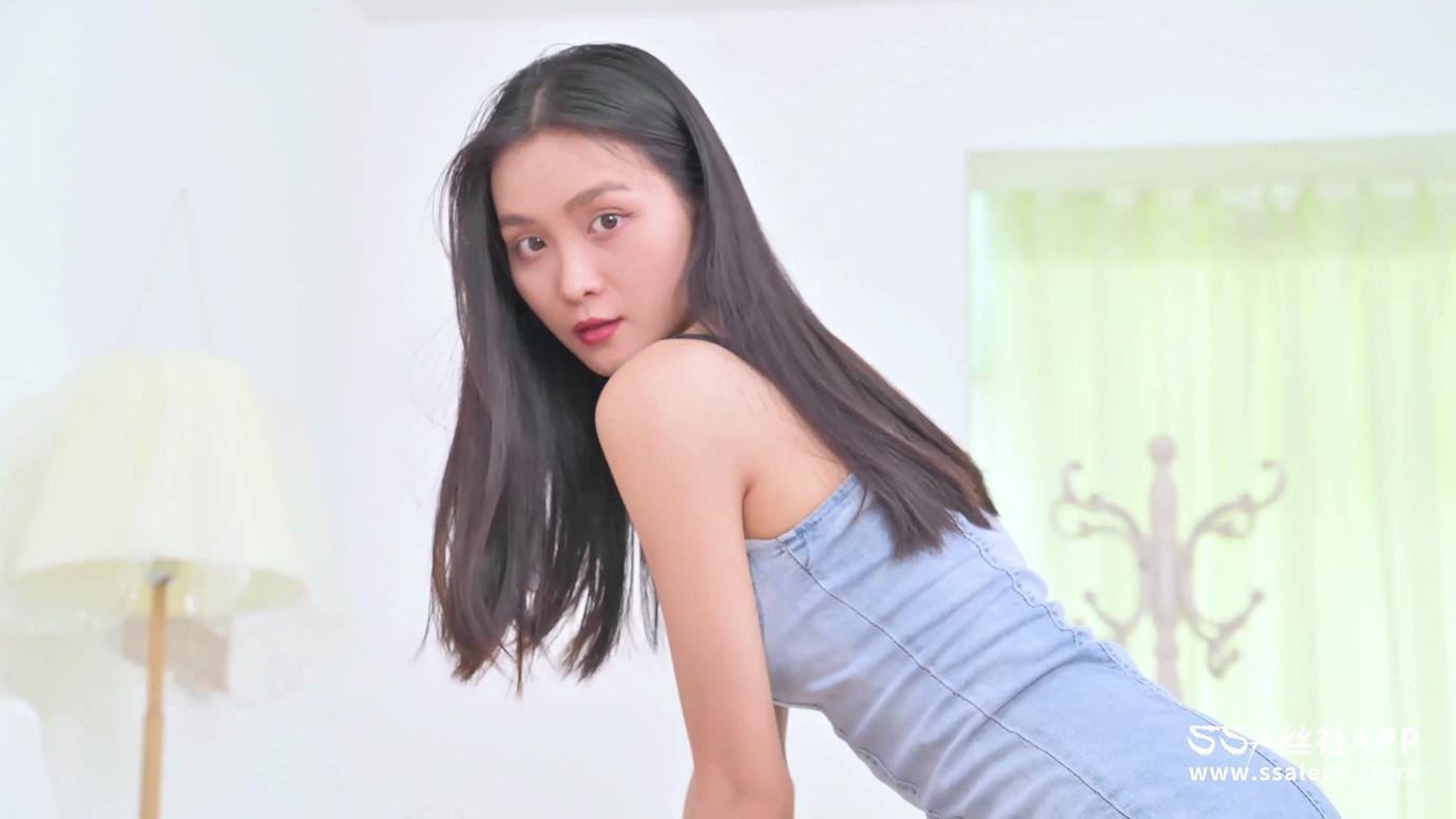 [SSA丝社]短片 NO.0122 君君 波兰Fiore豹纹丝袜试[1V/609MB]插图1