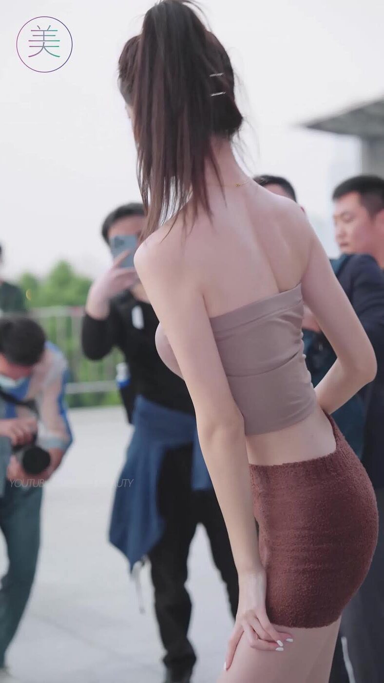 NO.0812 2023 广州车展 Racing Model 车模抖音网红随拍64[1V/324MB]插图4