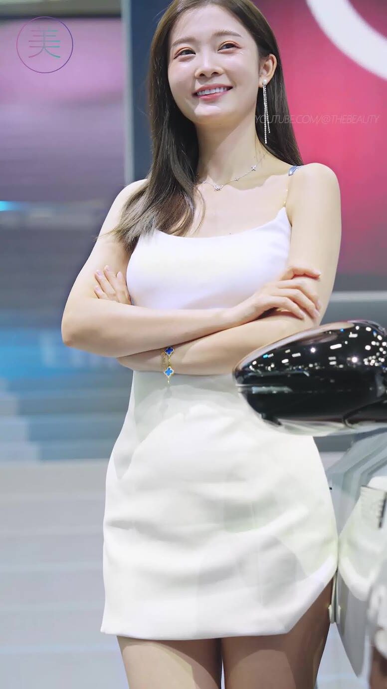 NO.0905 2023 广州车展 Racing Model 车模抖音网红随拍105[1V/227MB]插图4