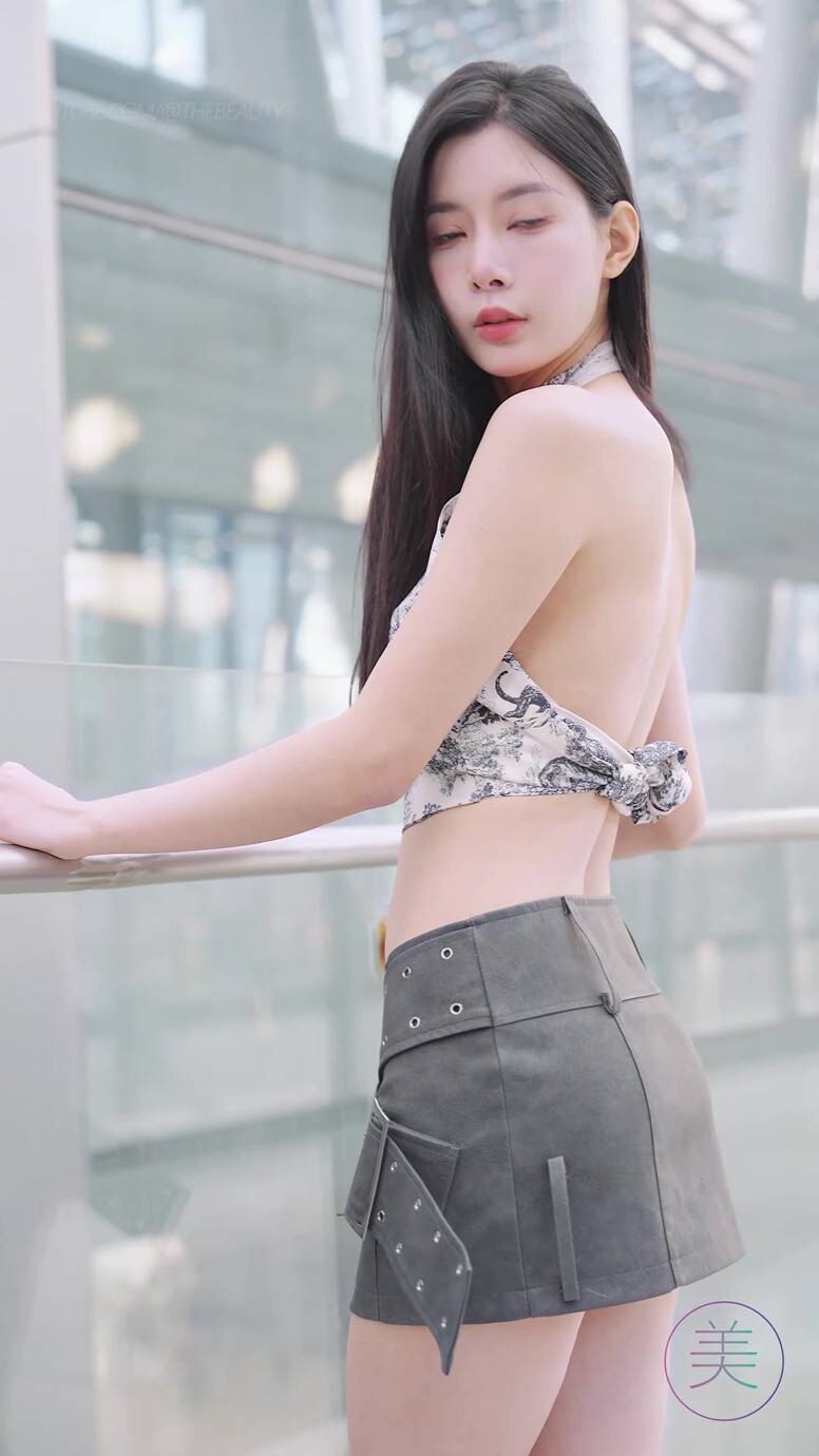 NO.0865 2023 广州车展 Racing Model 车模抖音网红随拍87[1V/428MB]插图2