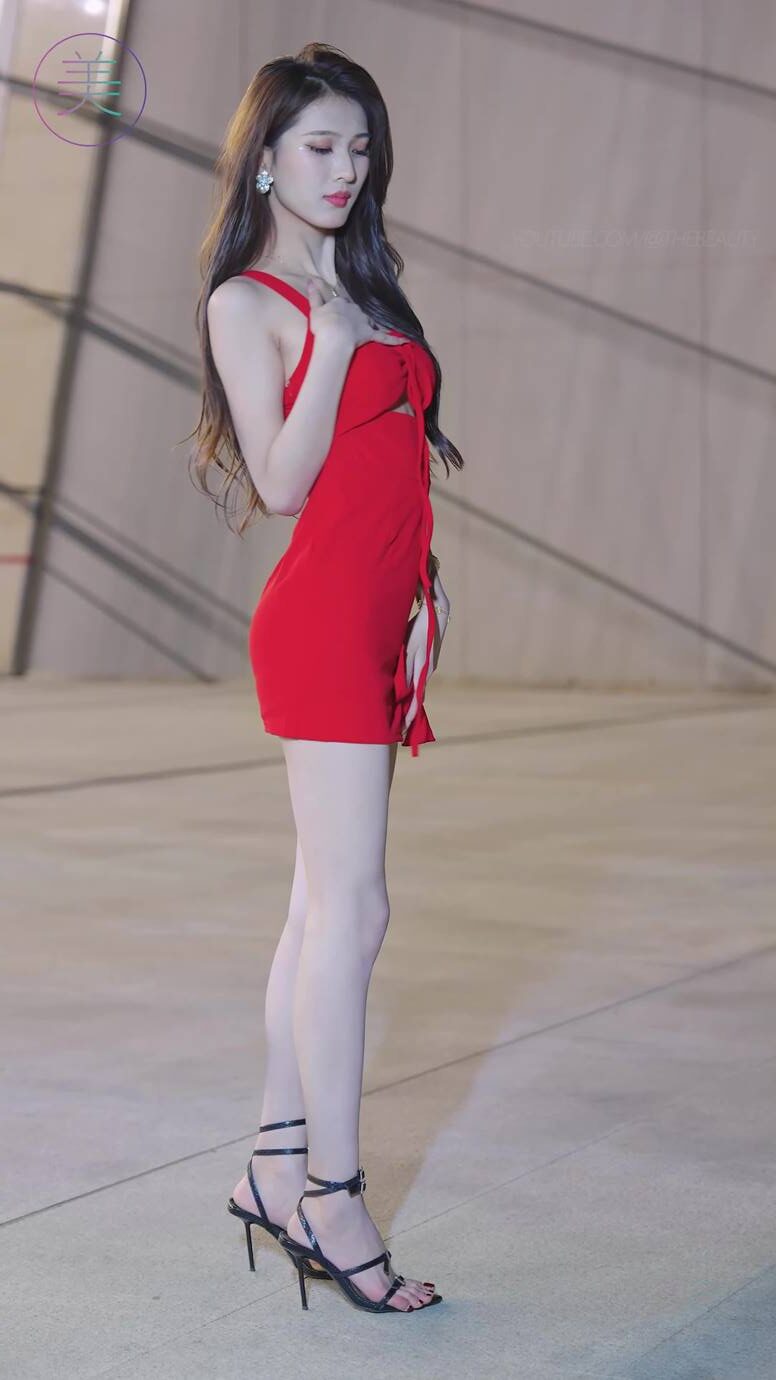 NO.0902 2023 广州车展 Racing Model 车模抖音网红随拍102[1V/600MB]插图2