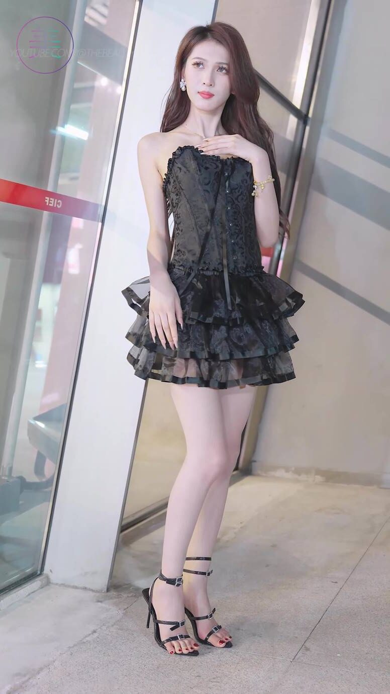 NO.0922 2023 广州车展 Racing Model 车模抖音网红随拍122[1V/373MB]