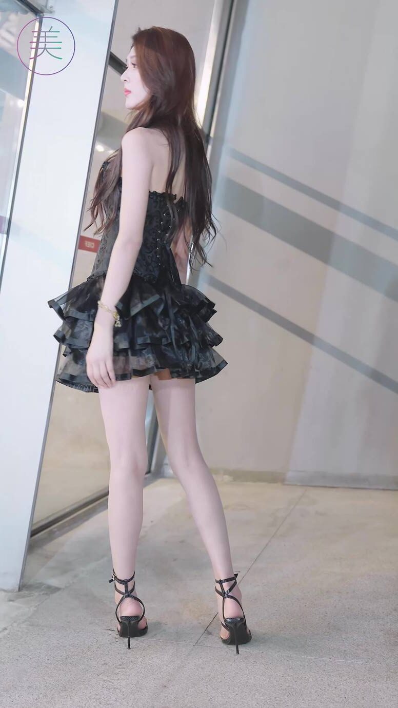 NO.0922 2023 广州车展 Racing Model 车模抖音网红随拍122[1V/373MB]