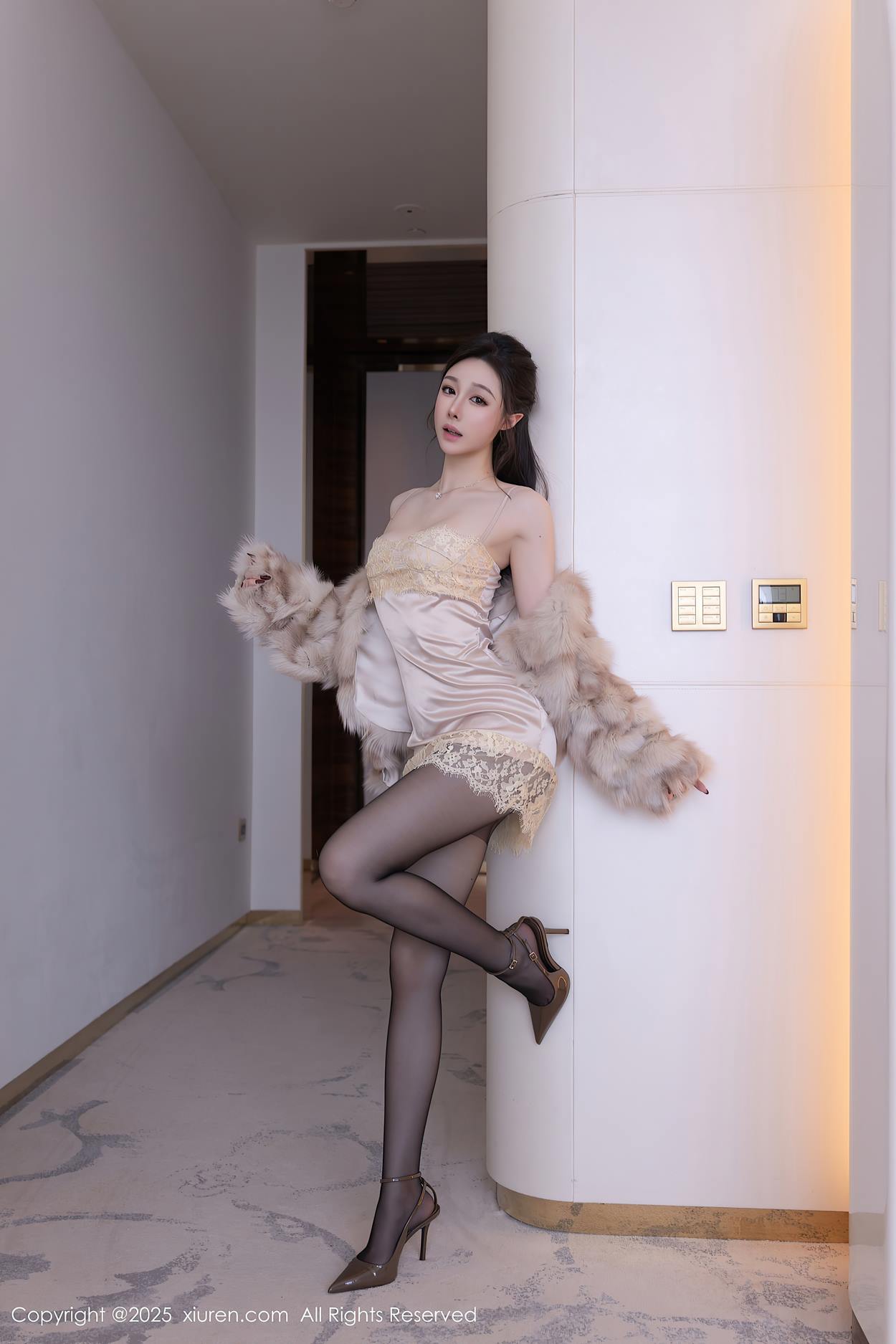 [Xiuren秀人网]2025.05.09 NO.10259 小逗逗[76+1P/695MB]插图2