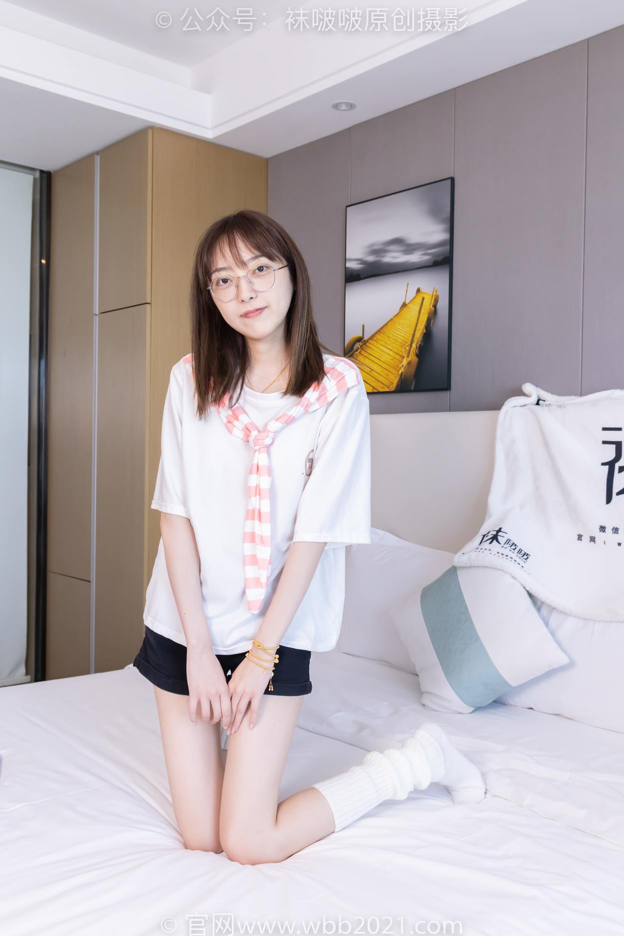 补发 [BoBoSocks袜啵啵]NO.527 稚予-帆布鞋、堆堆袜套、白棉袜（花絮版）[140P/1V/6.34GB]插图2