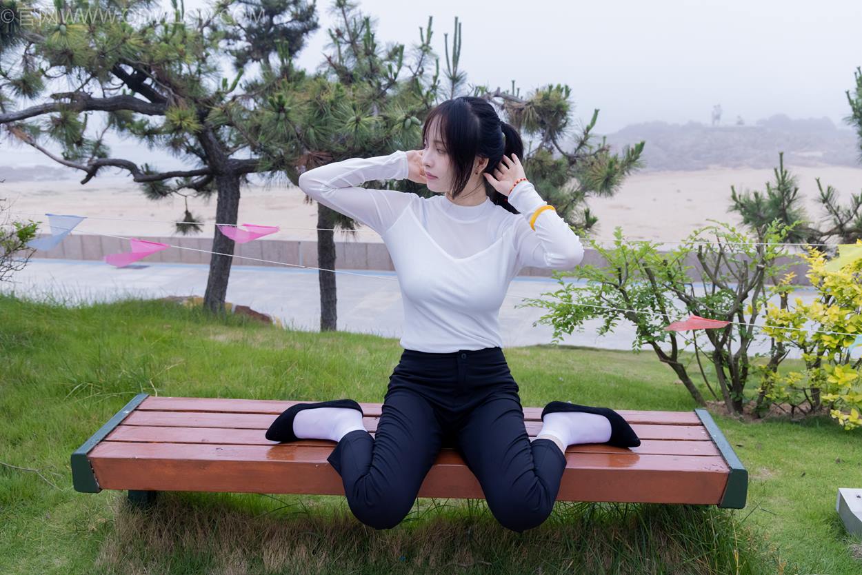 物恋传媒 NO.2337 小酒-高跟鞋、短黑丝、短白丝[315P/1V/11.3GB]插图3