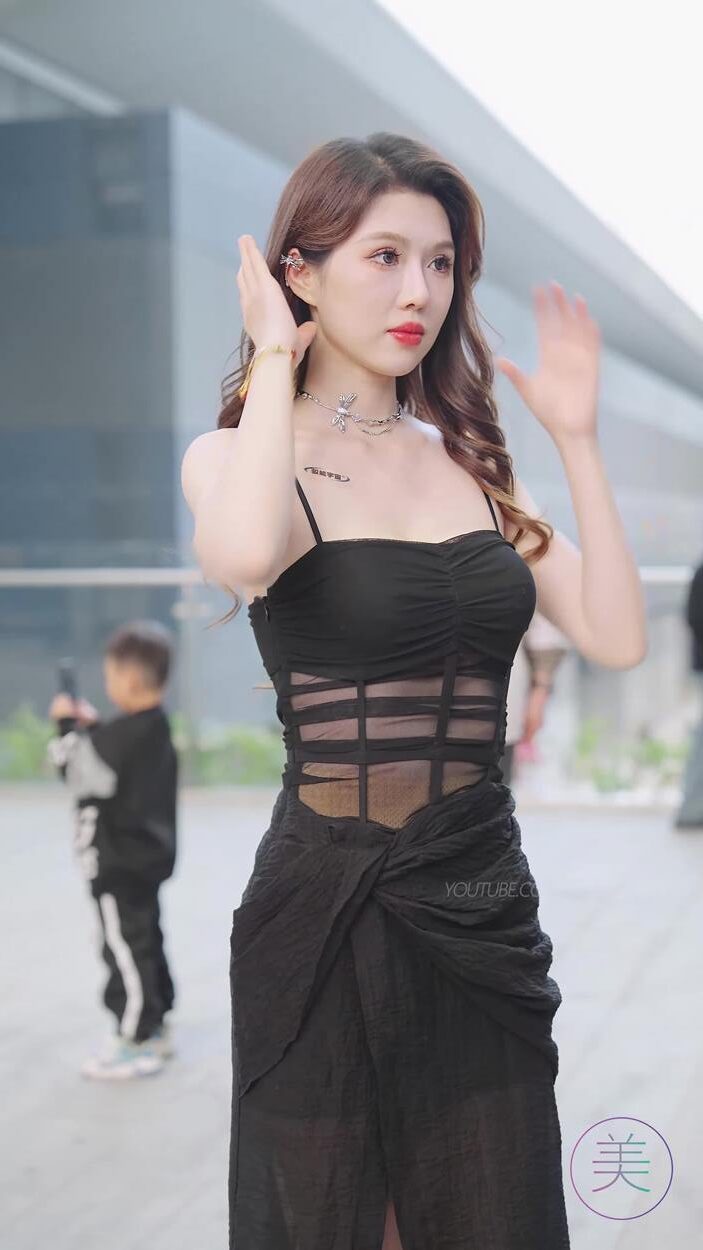 NO.1045 2024 深圳改装车展 Auto Salon 车模抖音网红随拍 57[1V/188MB]插图2