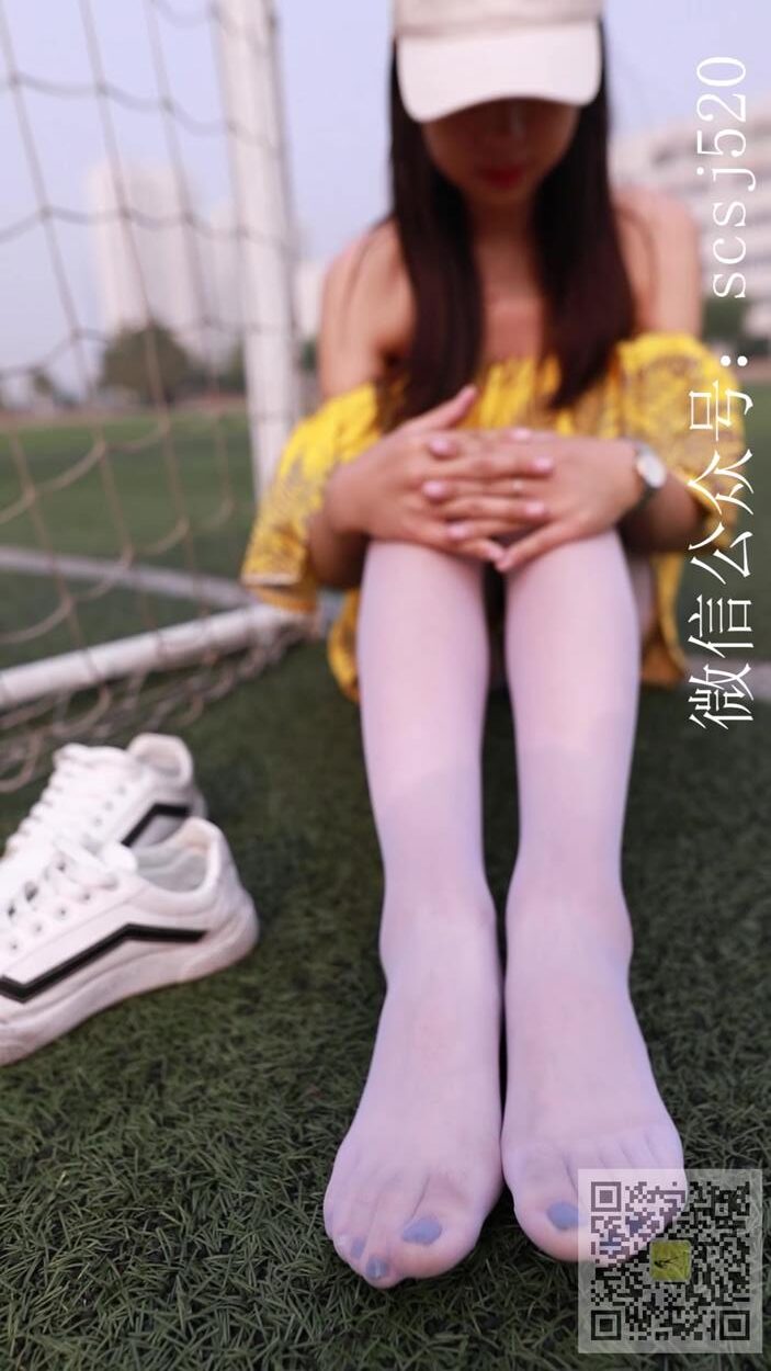 [LSS山茶摄影]丝足视频 NO.042[1V/159MB]插图3