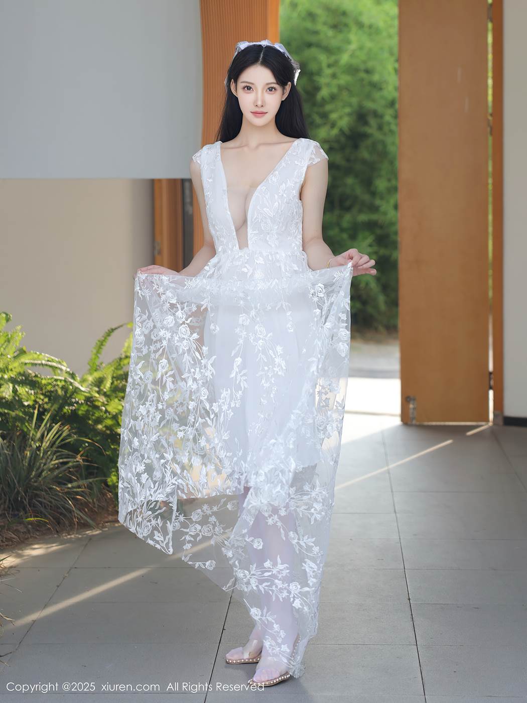 [Xiuren秀人网]2025.08.18 NO.10661 梨霜儿[82+1P/932MB]