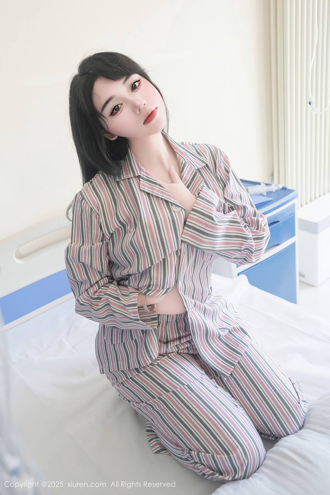 [Xiuren秀人网]2025.08.14 NO.10648 汐汐爱吃草莓[80+1P/740MB]