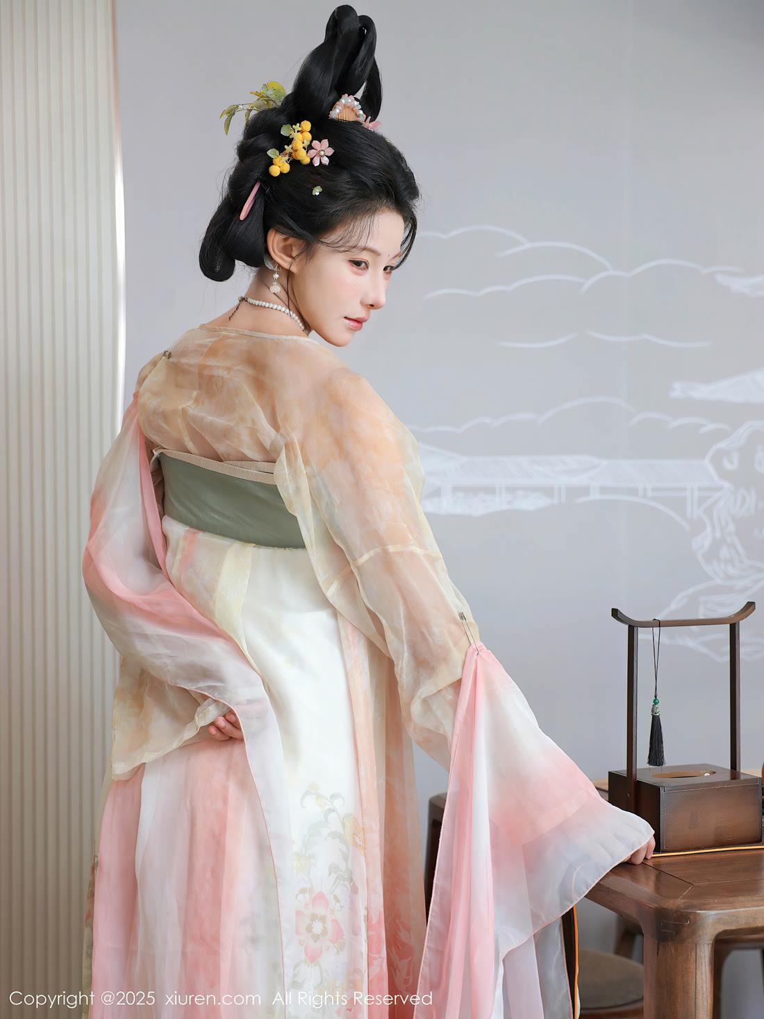 [Xiuren秀人网]2025.08.13 NO.10645 梨霜儿[82+1P/907MB]