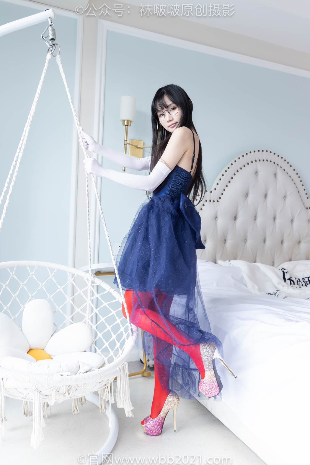 [BoBoSocks袜啵啵]NO.583 甜甜圈-高跟凉鞋、五指淡紫丝[165P/1V/9.13GB]