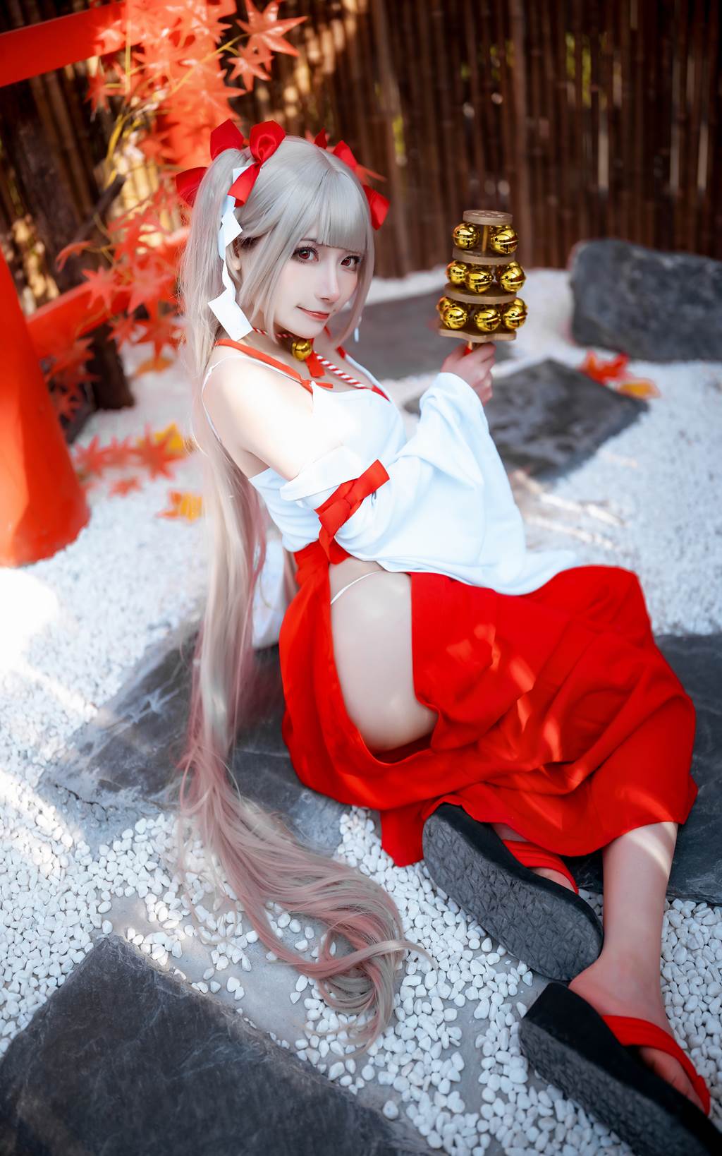 是三不是世w - 碧蓝航线 可畏 巫女[21P/539MB]