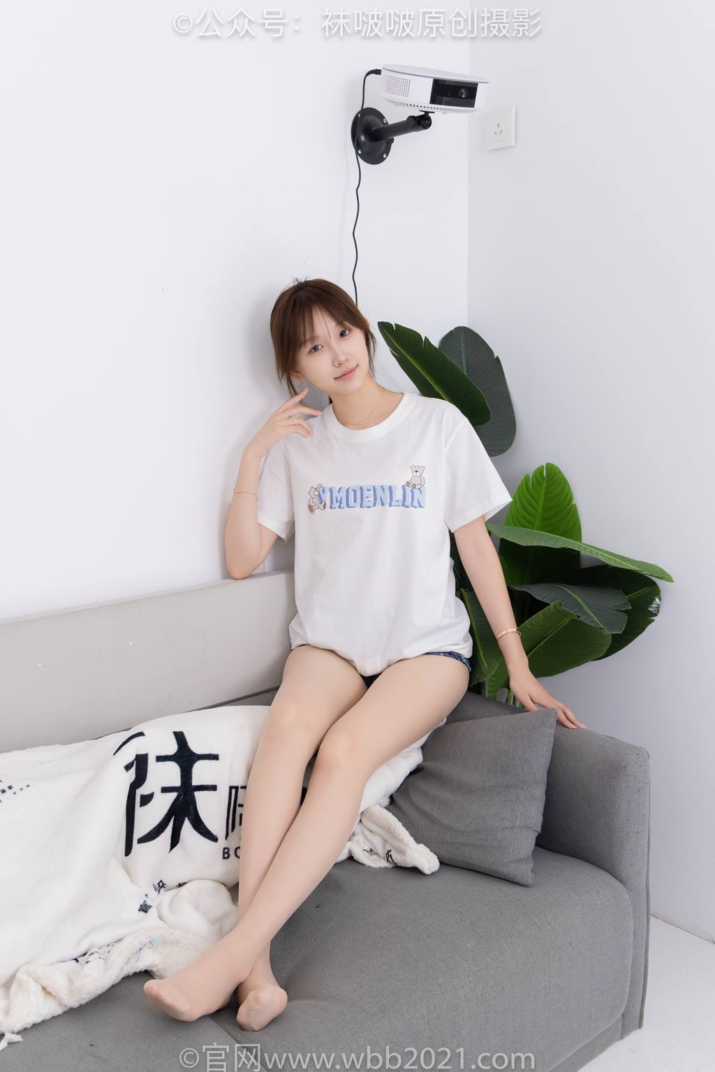 [BoBoSocks袜啵啵]NO.587 香菜-匡威帆布鞋、薄肉丝[179P/1V/9.41GB]