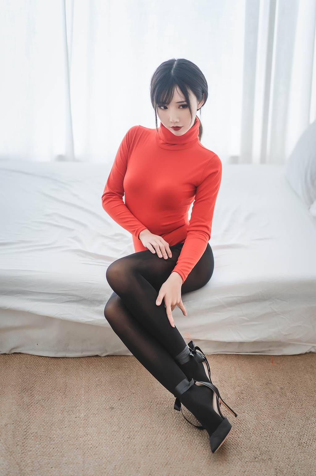 面饼仙儿 - 皮裤连体红毛衣[20P/289MB]