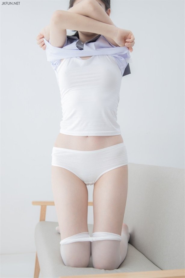 森萝财团精品写真@JKFUN-018 15D超薄白丝 R16 小青 [108P/1V/2.1G]-萌图网