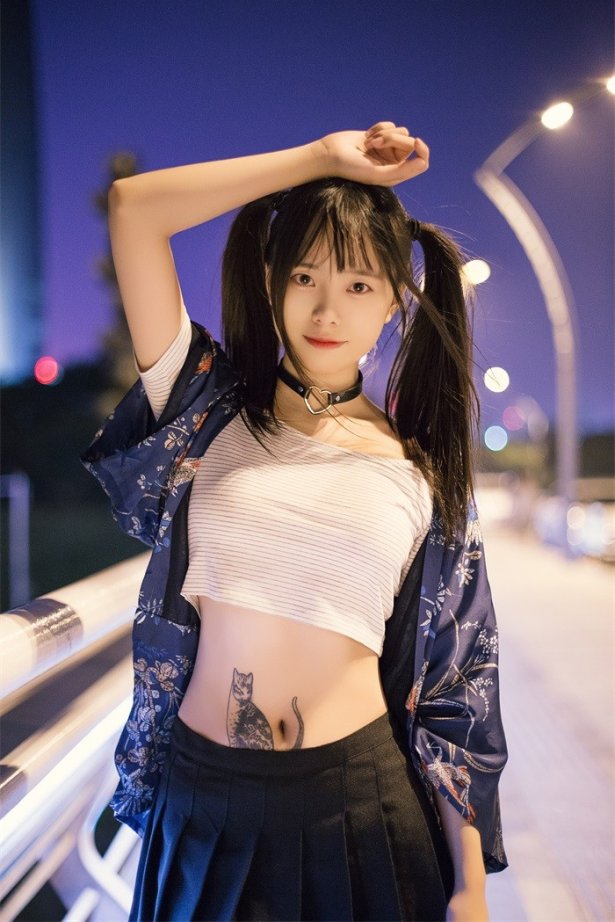 微博红人@小野妹子w 天桥边清纯双马尾女友 [23P/77.1MB]-萌图网