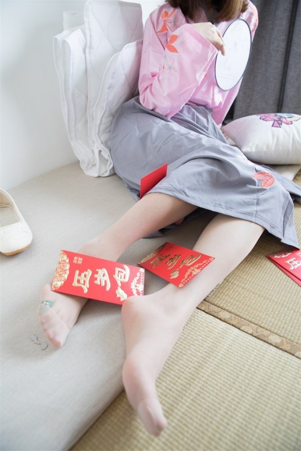 物恋传媒 No.109 猫耳-小众汉服与肉丝的巧妙搭配 [119P/1V/2.06GB]-萌图网