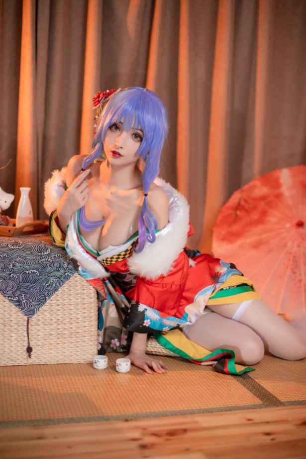 知名动漫Coser@rioko凉凉子 圣路易斯雪下之饮 [20P/2V/333MB]-萌图网