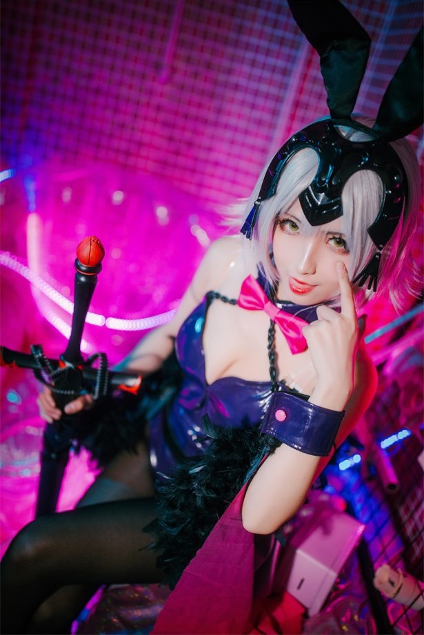 知名动漫Coser@rioko凉凉子 兔女郎 [13P/154MB]-萌图网