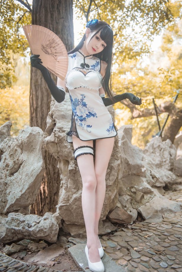 微博红人-动漫博主@你的负卿 瓶儿旗袍 [25P/220MB]