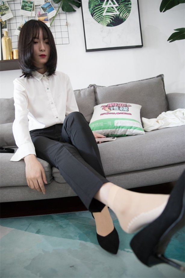 物恋传媒 No.202 猫耳-今天是Office lady [232P/1V/4.33G]-萌图网