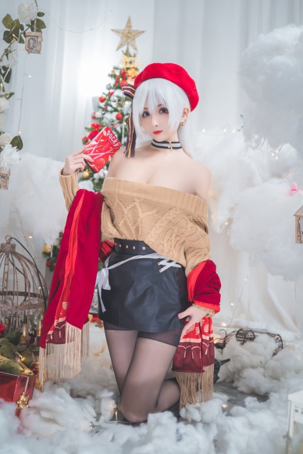 知名动漫Coser@rioko凉凉子 圣诞贝尔法斯特 [24P/1V/233MB]-萌图网