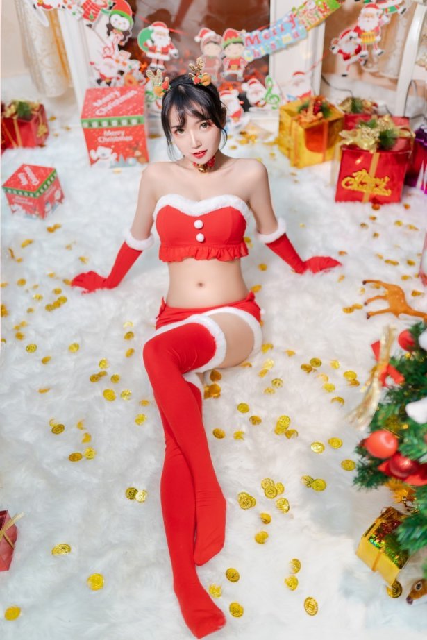 人气动漫Coser@妍子坚不可摧 - 圣诞礼物 [9P/74MB]-萌图网