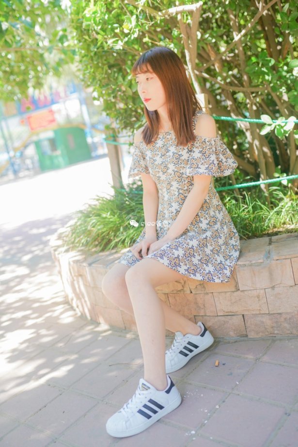 [SIEE丝意] No.349 玲玲 新师妹，仲夏之思 [52P/82MB]-萌图网