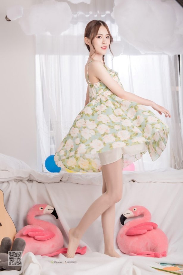 SSA丝社 第022期：琪琪化身灵魂画师进口肉丝[99P/81M]-萌图网