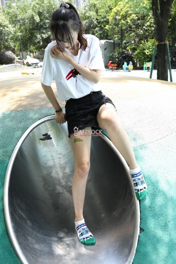 [MZSOCK]爱美足 No.037 悦悦 捕获一只小可爱 [163P/712MB]-萌图网