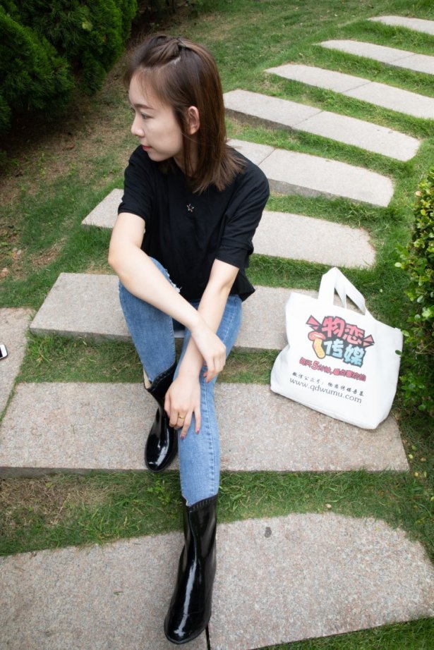 物恋传媒 No.430 婷婷-花园少女 [148P/1V/5.00GB]-萌图网