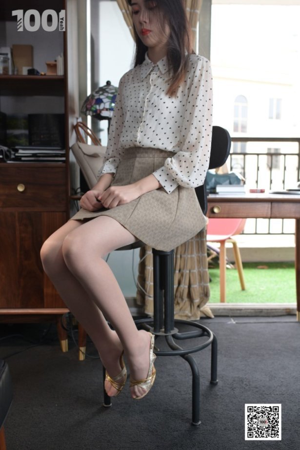 [IESS异思趣向] 一千零一夜 151 西瓜《职场小白面试记3》[98P/84MB]-萌图网