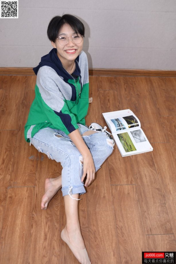 只糖原创 NO.107 丸子 把快乐放进重点里反复背诵 [294P/1.17GB]-萌图网