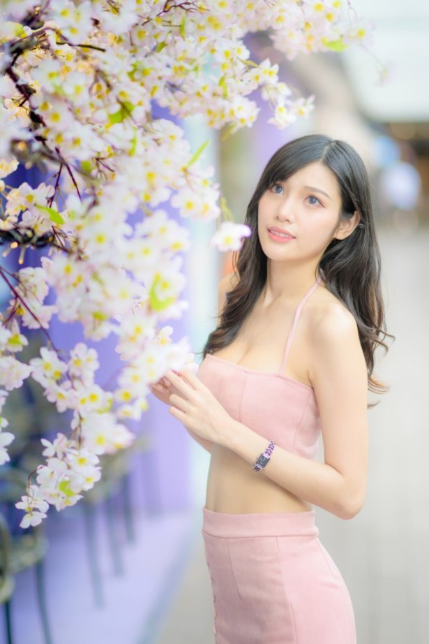 精选街拍 No.028 Bao 露肚短裙絲襪涼高美腿 [25P/32M]-萌图网