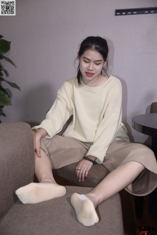 [只糖棉袜]NO.206 苏瑶 夜暗方显万颗星 [194P/1V/782MB]-萌图网