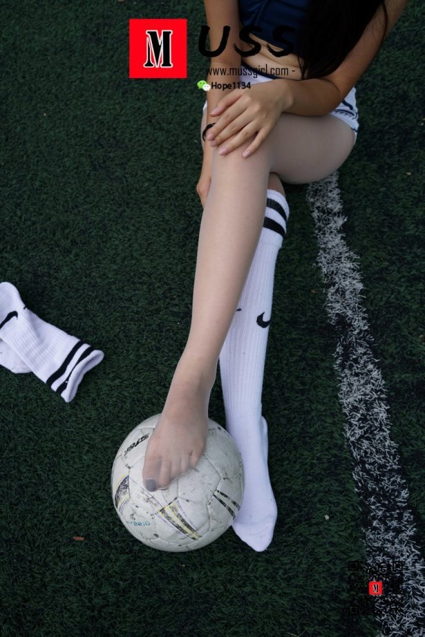 [MussGirl慕丝女郎]NO.044 我也想为国足踢球[90P/258MB]-萌图网