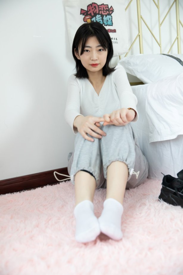 物恋传媒 NO.663 小凌-草原最美的花[144P/1V/3.62G]-萌图网